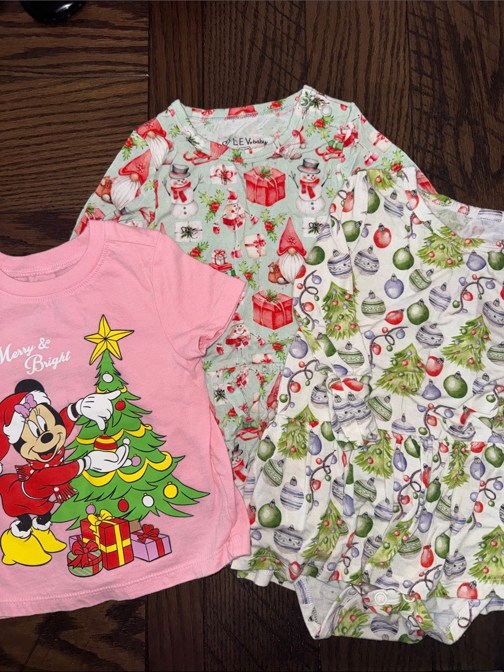 🎄Lot of 3 18M Baby Girl Christmas Items. 2 Dresses. 1 Minnie Shirt🎄